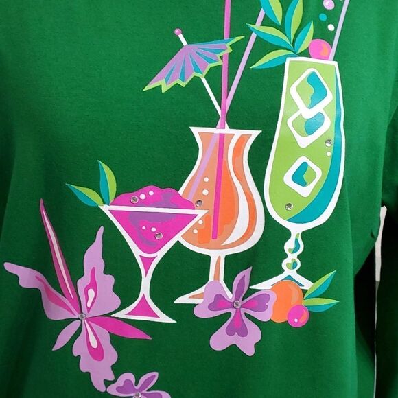 BOB MACKIE, wearable art tunic top. GREEN size medium.  3/4 sleeves. ST. PATRICK - Picture 2 of 6